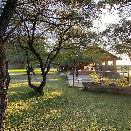 Kuvira River Camp Divundu Bagian luar foto